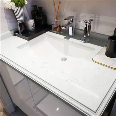 Valge kunstmarmorist vanitytop